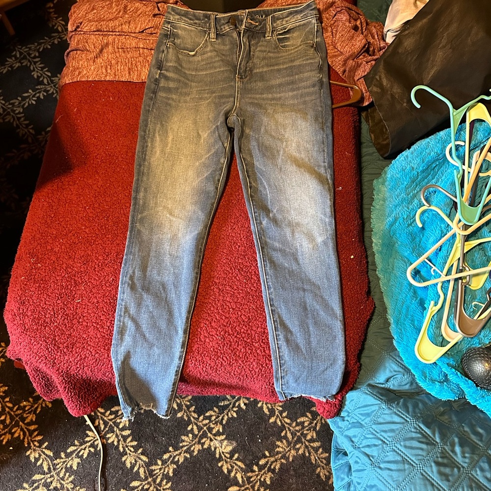American Eagle Super High Rise Jegging